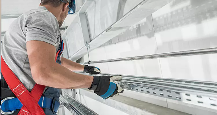 Glass Balcony Railing Replacement in Crestview, FL